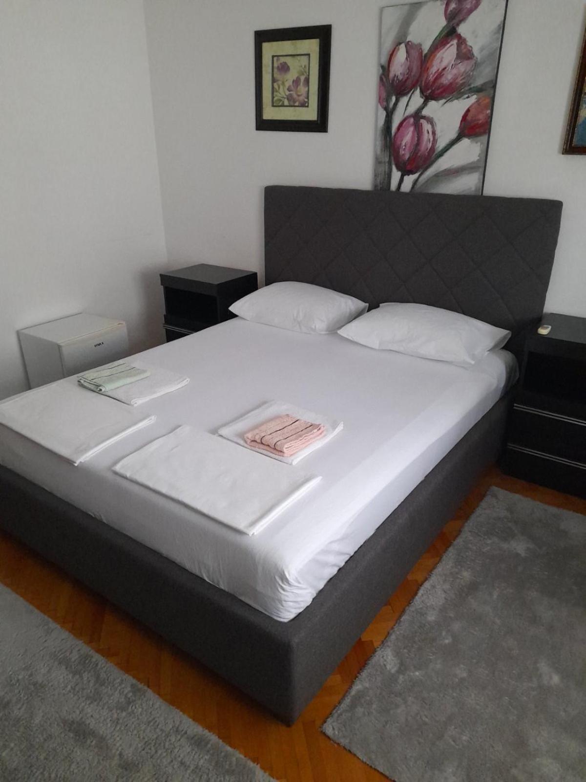 Anita Guest House Tivat Exterior foto