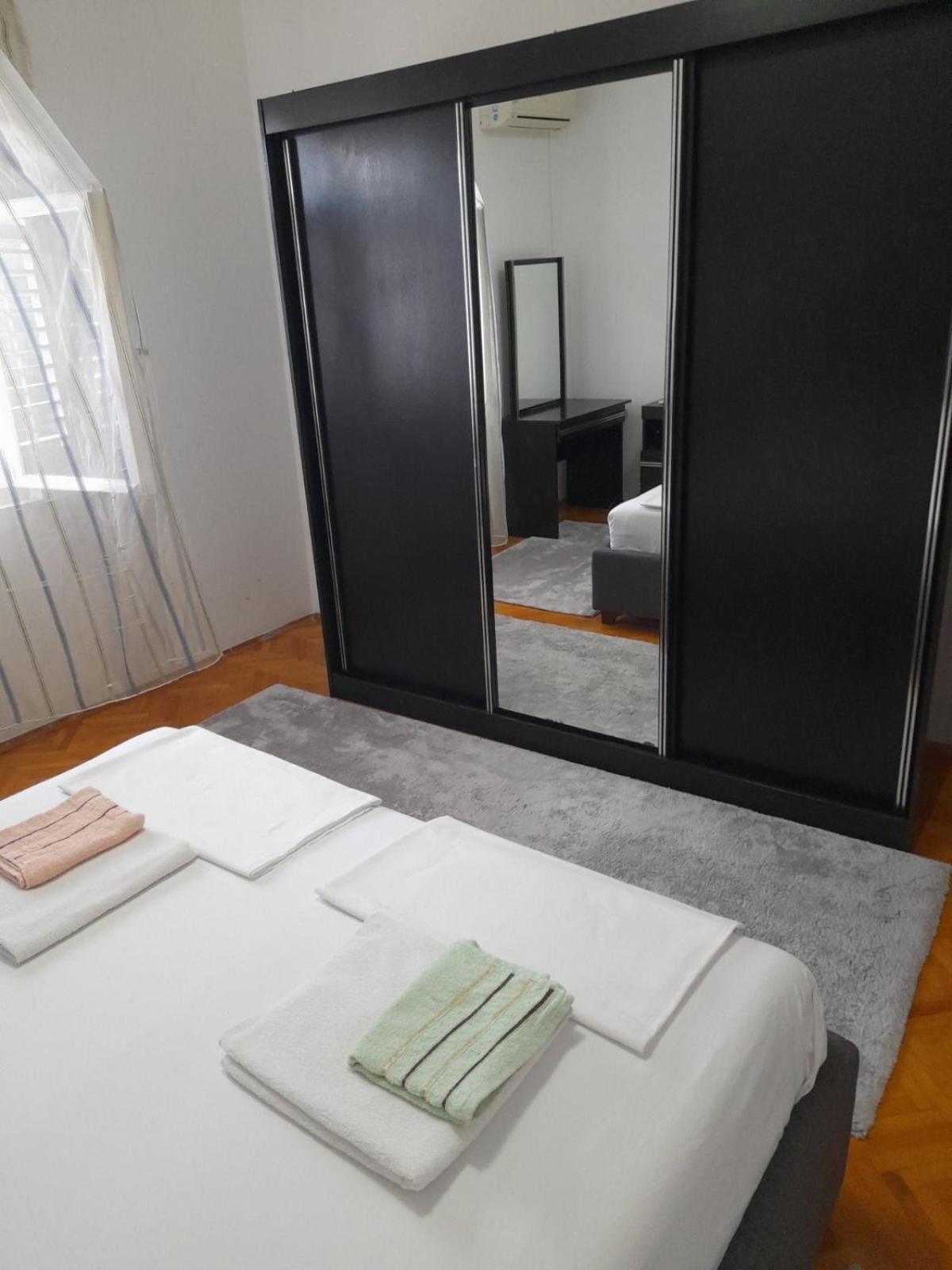 Anita Guest House Tivat Exterior foto