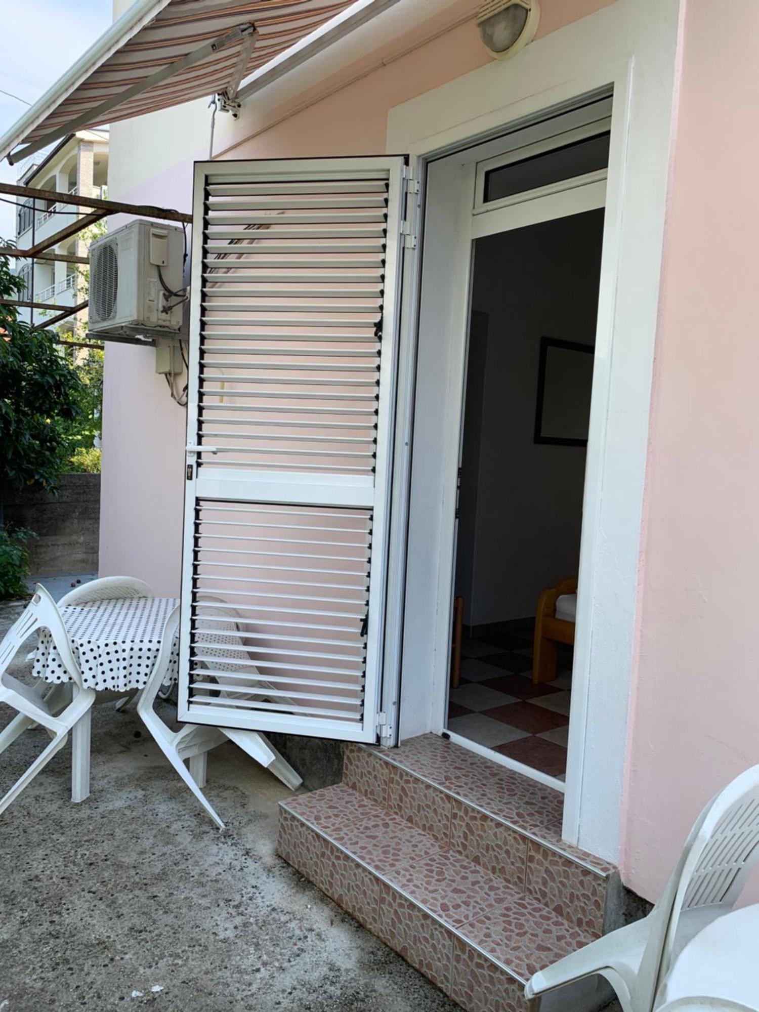 Anita Guest House Tivat Exterior foto
